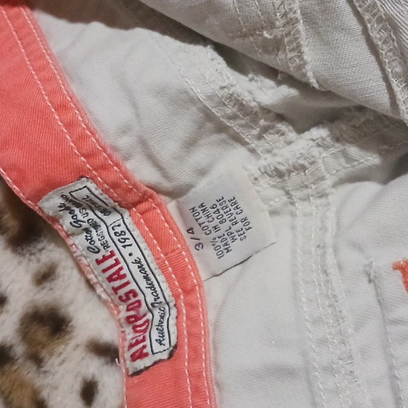 Aeropostale Khaki Shorts w/button back pockets Sz 3-4 juniors - Picture 5 of 11